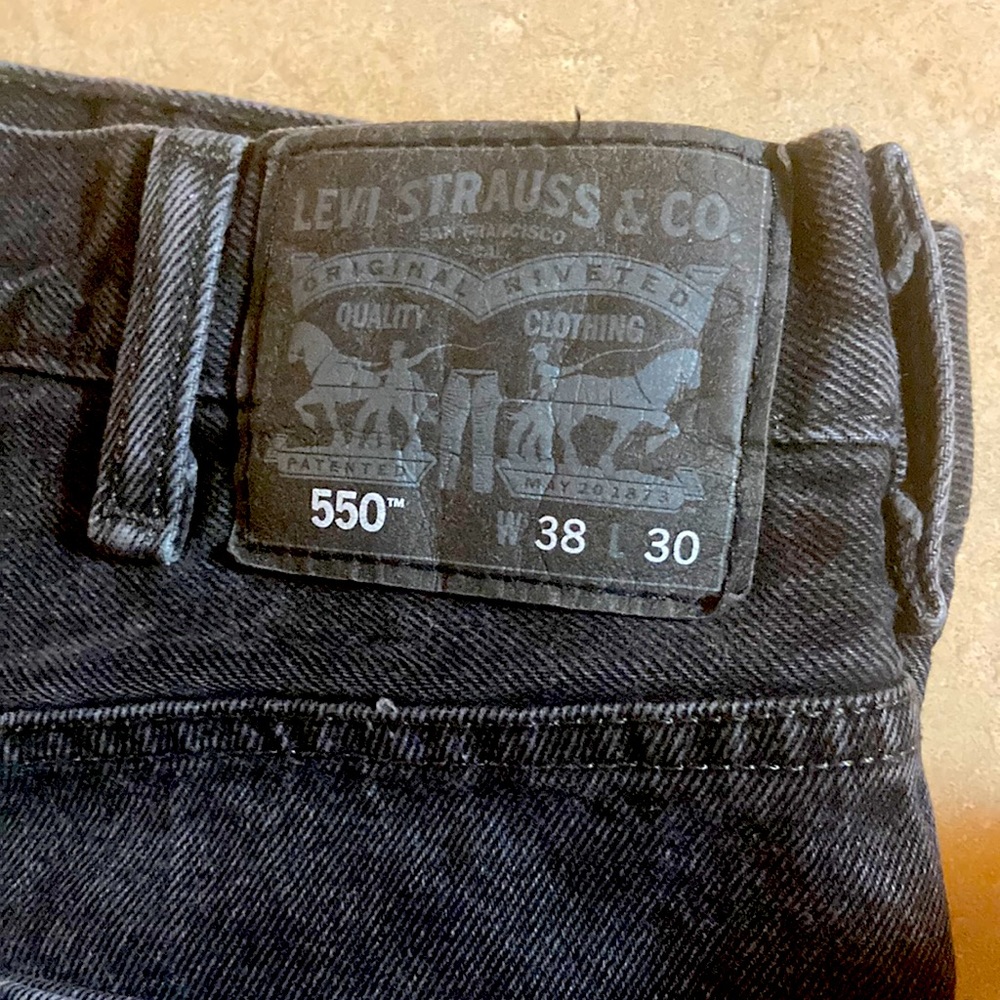 Black Levi jeans 550 W38 L30